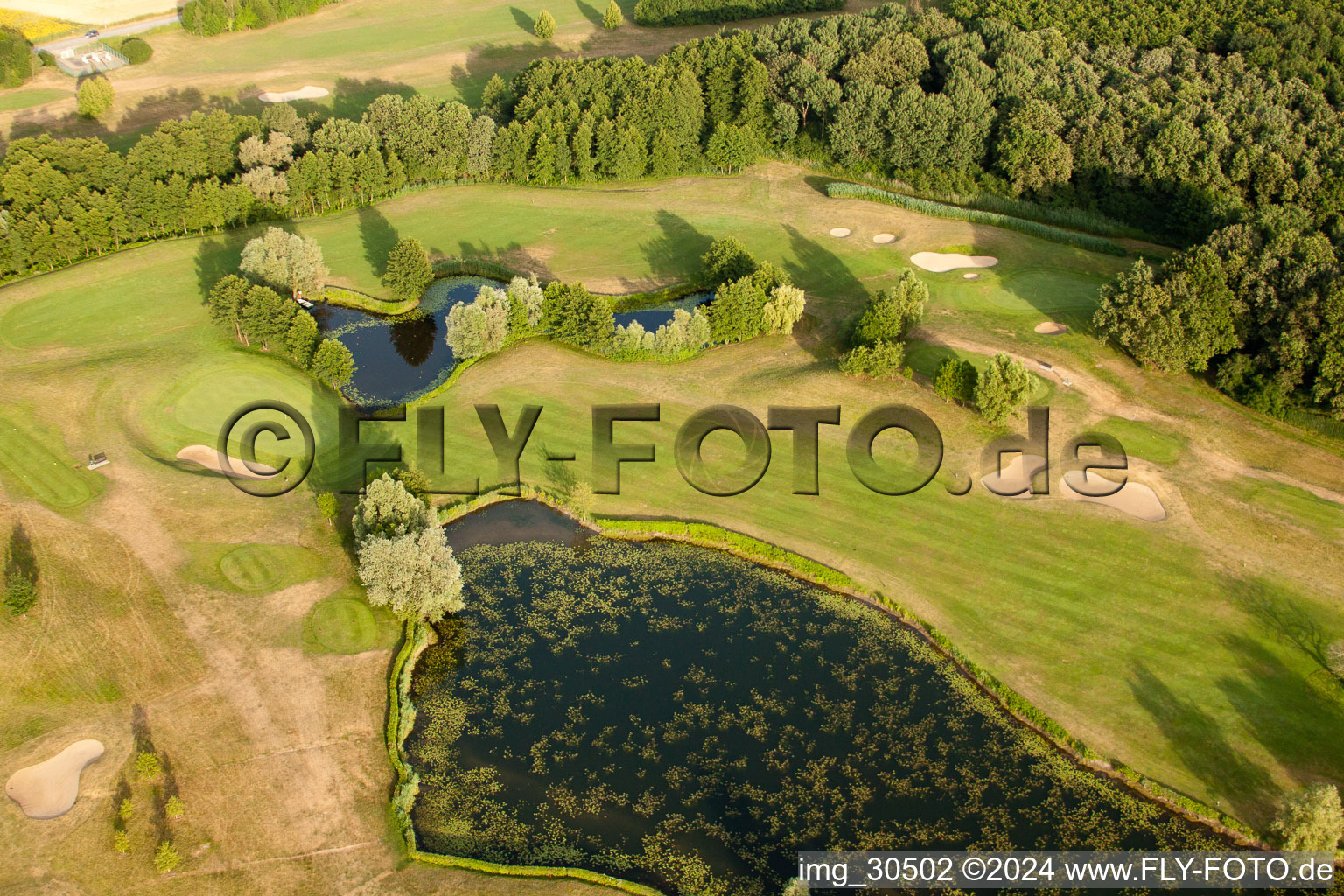 Club de golf Soufflenheim Baden-Baden à Soufflenheim dans le département Bas Rhin, France d'un drone