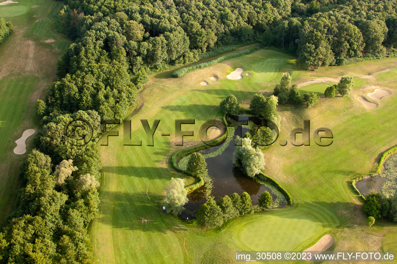 Club de golf Soufflenheim Baden-Baden à Soufflenheim dans le département Bas Rhin, France hors des airs
