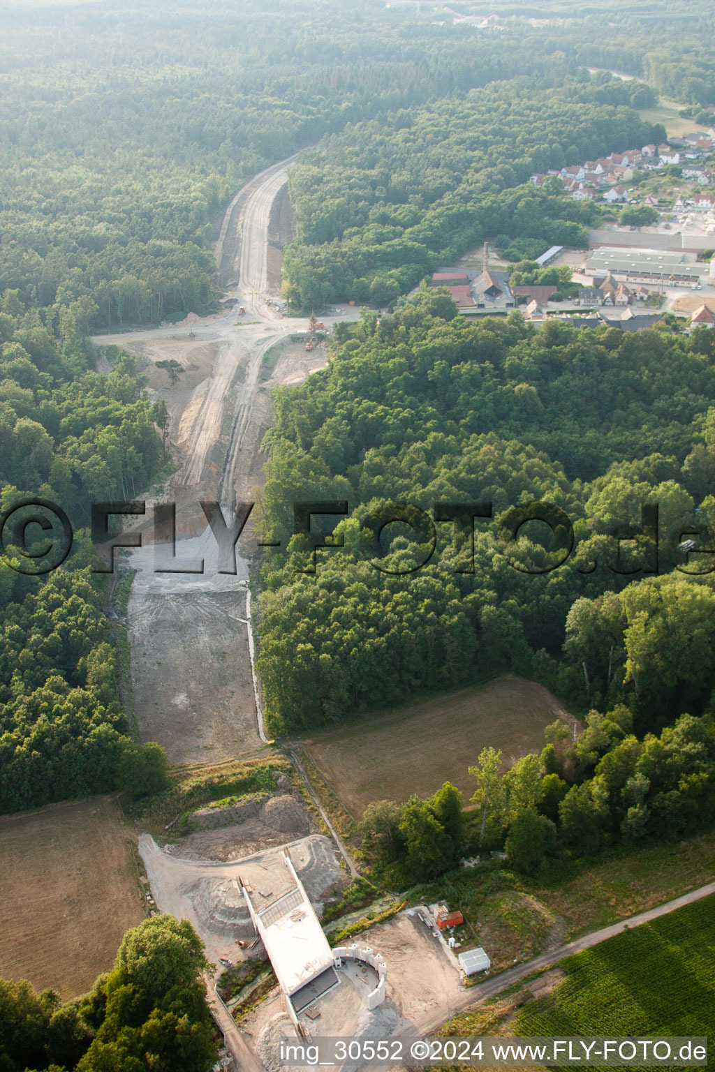 Vue aérienne de By-pass à Soufflenheim dans le département Bas Rhin, France