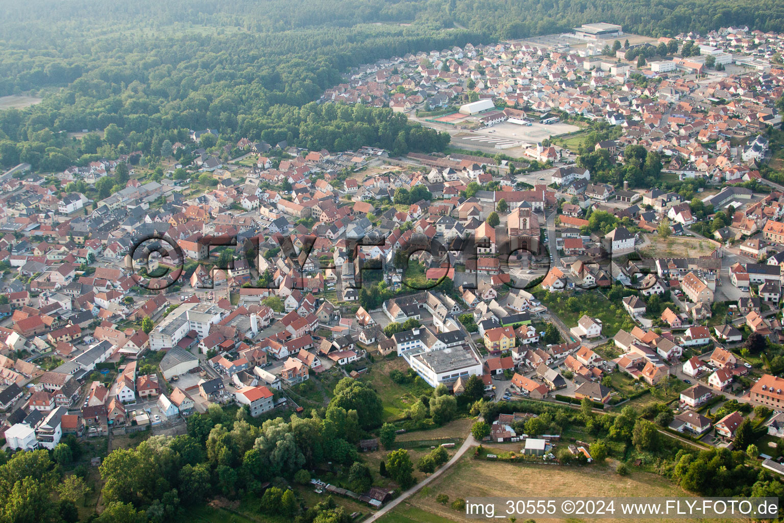 Soufflenheim dans le département Bas Rhin, France vue d'en haut