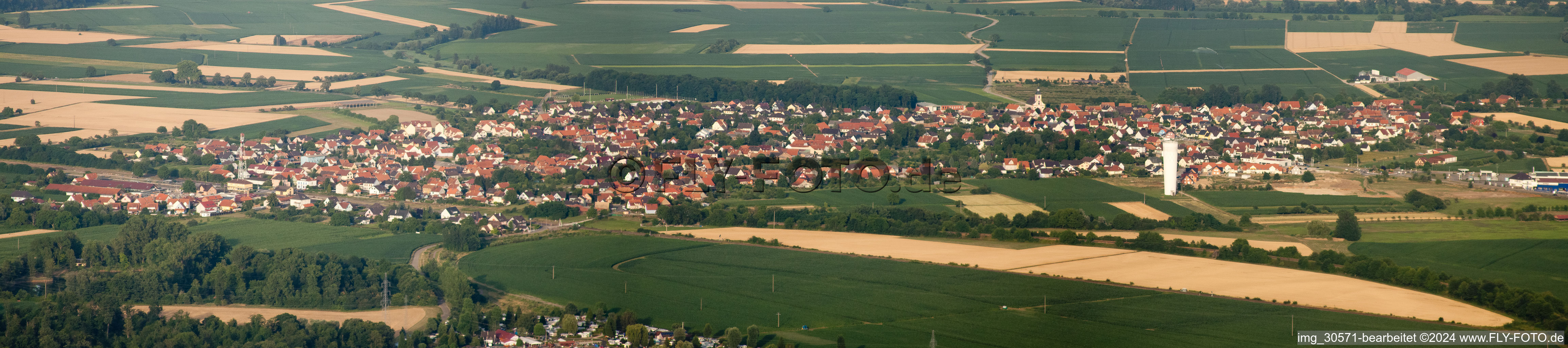 Vue aérienne de Panorama à Rœschwoog dans le département Bas Rhin, France