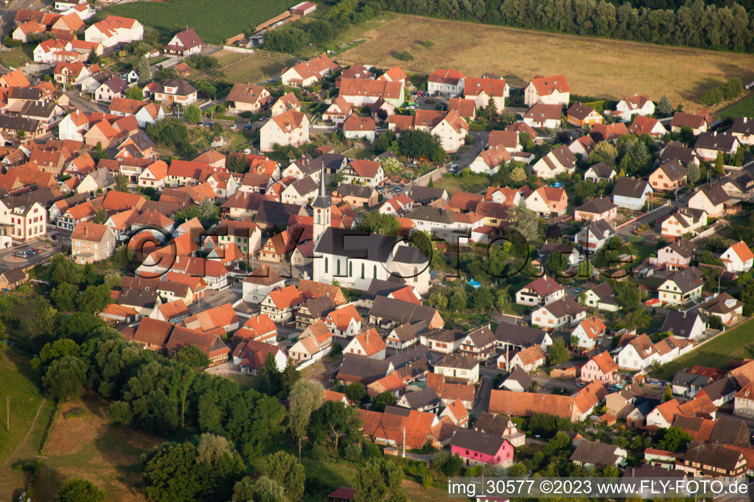 Photographie aérienne de Du sud-ouest à Leutenheim dans le département Bas Rhin, France