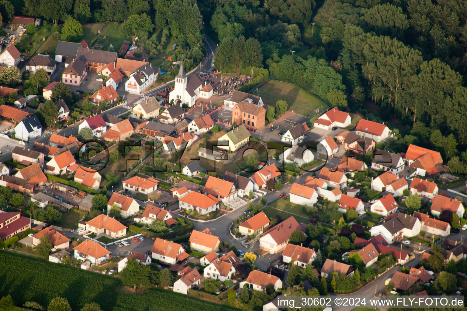 Vue aérienne de De l'ouest à Kesseldorf dans le département Bas Rhin, France