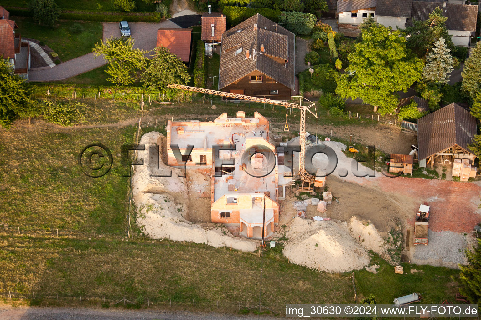 Wintzenbach dans le département Bas Rhin, France vu d'un drone