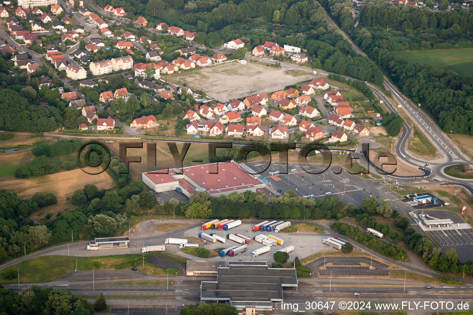 Vue aérienne de Ancien poste frontière B9/A35 à Lauterbourg dans le département Bas Rhin, France