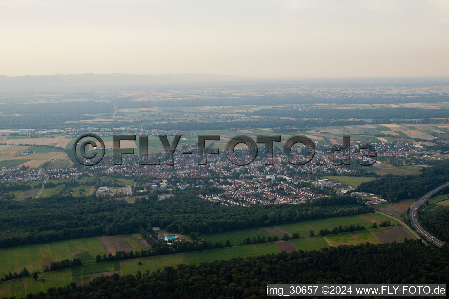 Du sud-est à Kandel dans le département Rhénanie-Palatinat, Allemagne vue d'en haut