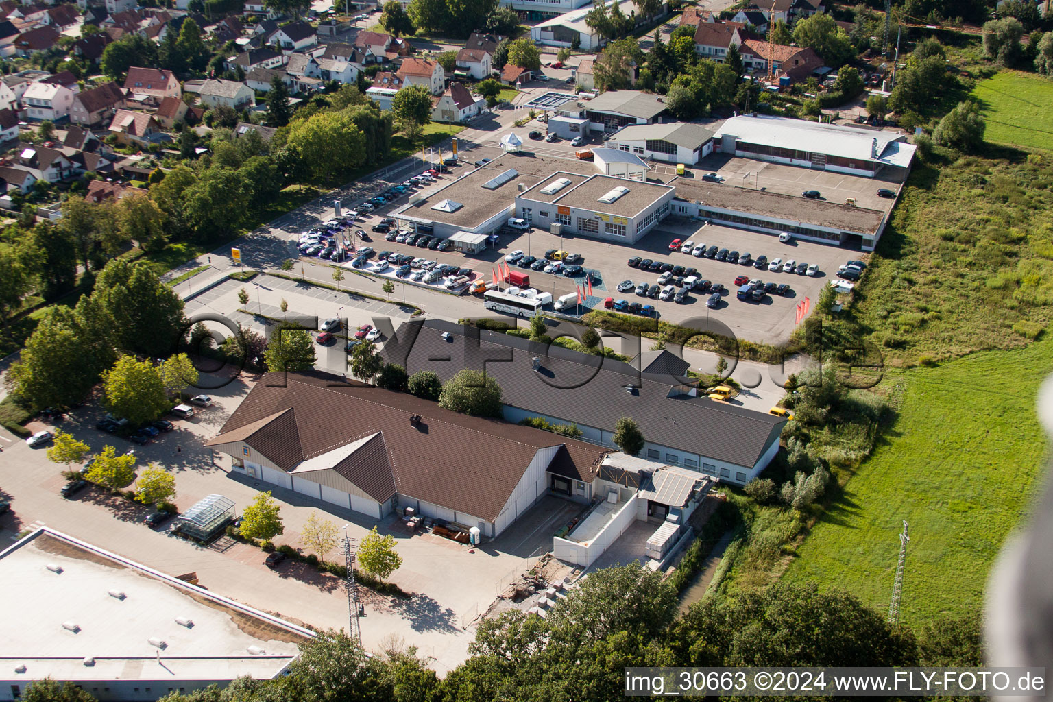 Vue aérienne de Lauterburgerstraße, chantier d'agrandissement d'Aldi à Kandel dans le département Rhénanie-Palatinat, Allemagne