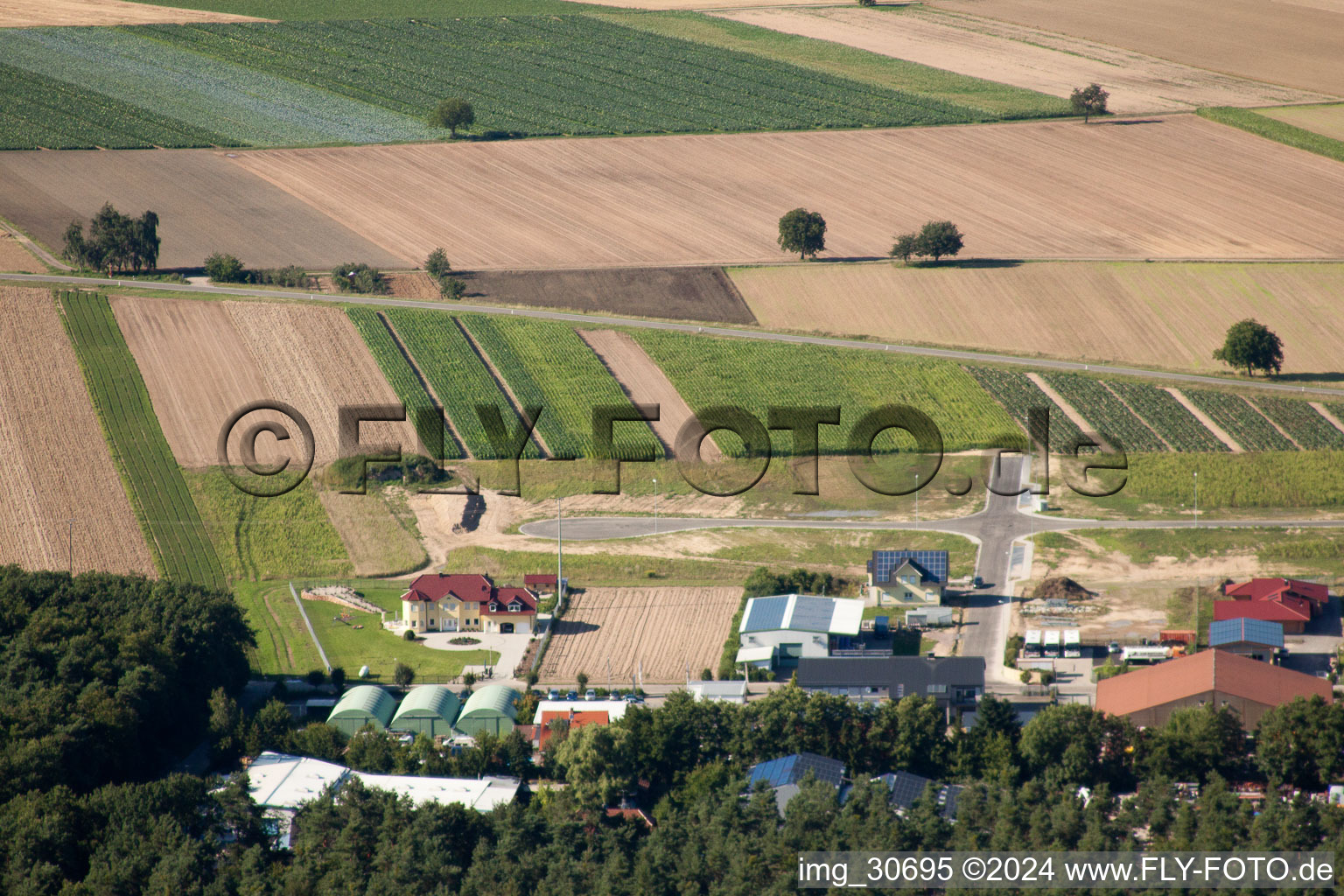 Hatzenbühl dans le département Rhénanie-Palatinat, Allemagne depuis l'avion