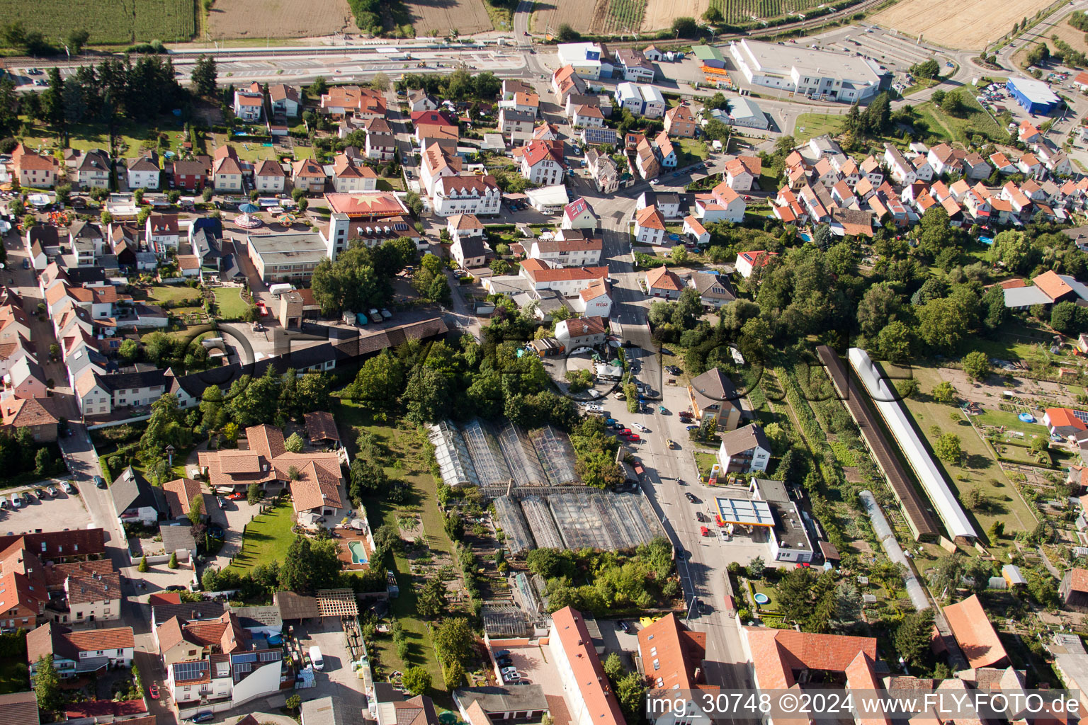 Rülzheim dans le département Rhénanie-Palatinat, Allemagne du point de vue du drone