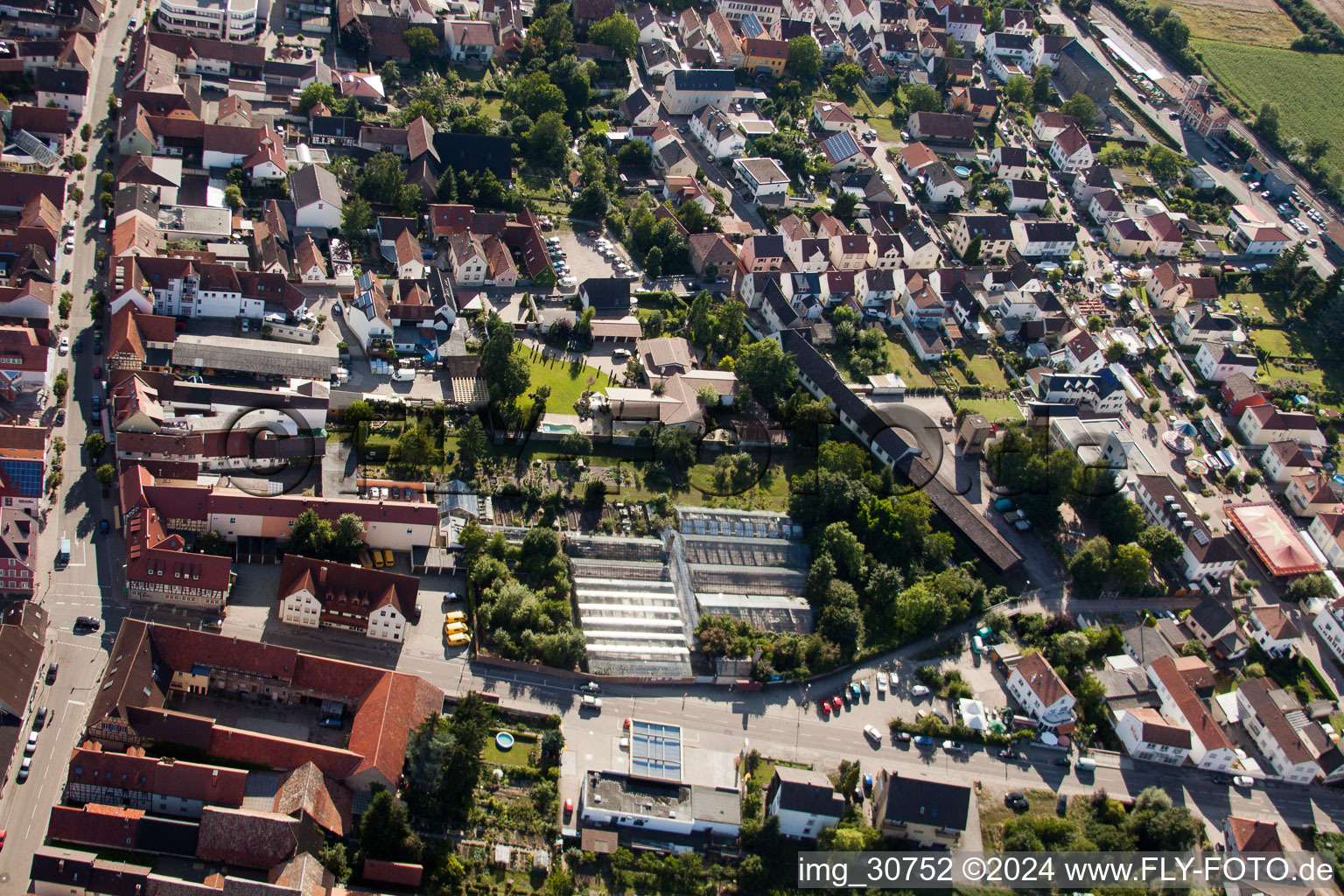 Vue aérienne de Rülzheim dans le département Rhénanie-Palatinat, Allemagne