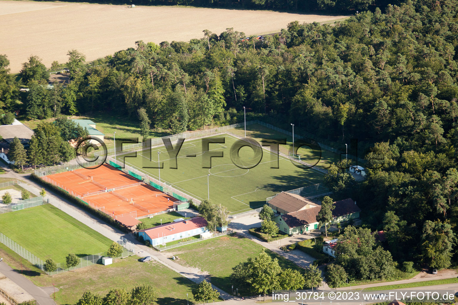Photographie aérienne de Terrains de sport à Rheinzabern dans le département Rhénanie-Palatinat, Allemagne