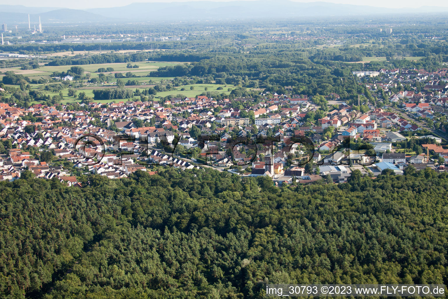 Vue oblique de Du nord à Jockgrim dans le département Rhénanie-Palatinat, Allemagne