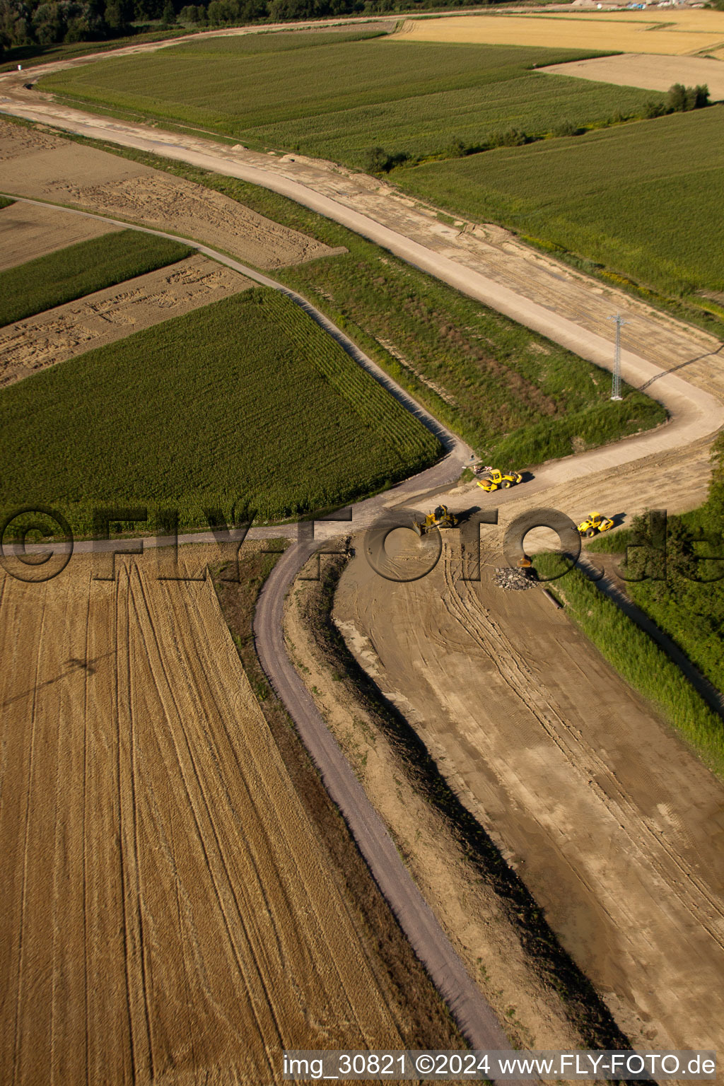 Vue oblique de Construction de polders à Neupotz dans le département Rhénanie-Palatinat, Allemagne