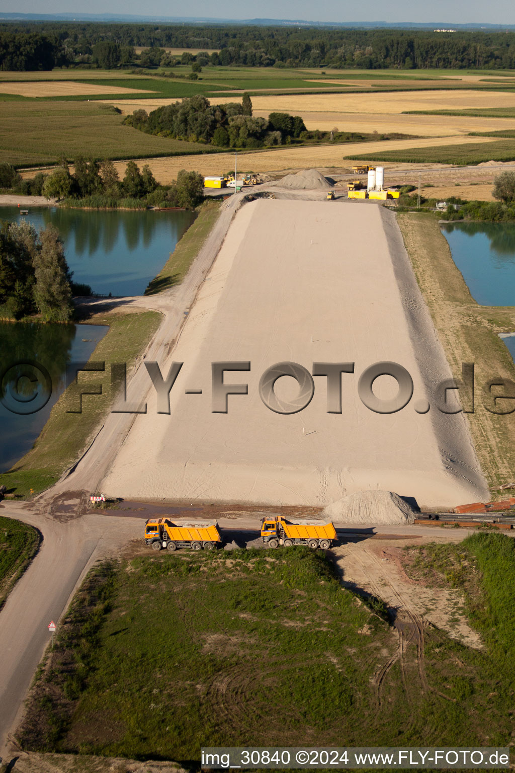 Image drone de Construction de polders à Neupotz dans le département Rhénanie-Palatinat, Allemagne