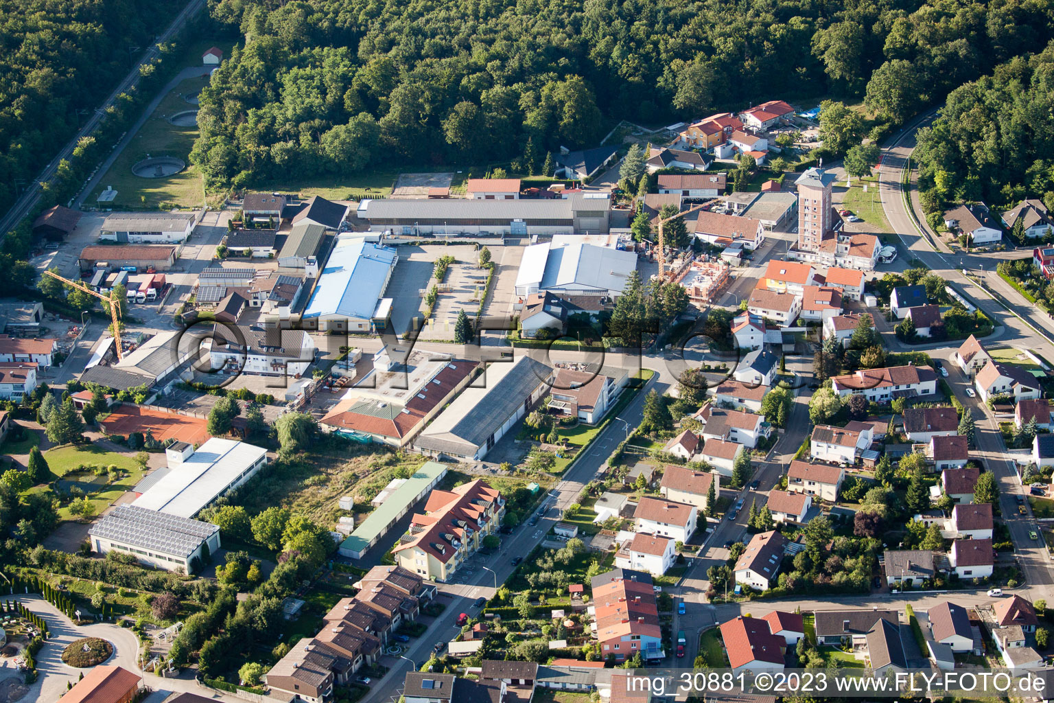 Lettre inférieure st à Jockgrim dans le département Rhénanie-Palatinat, Allemagne hors des airs