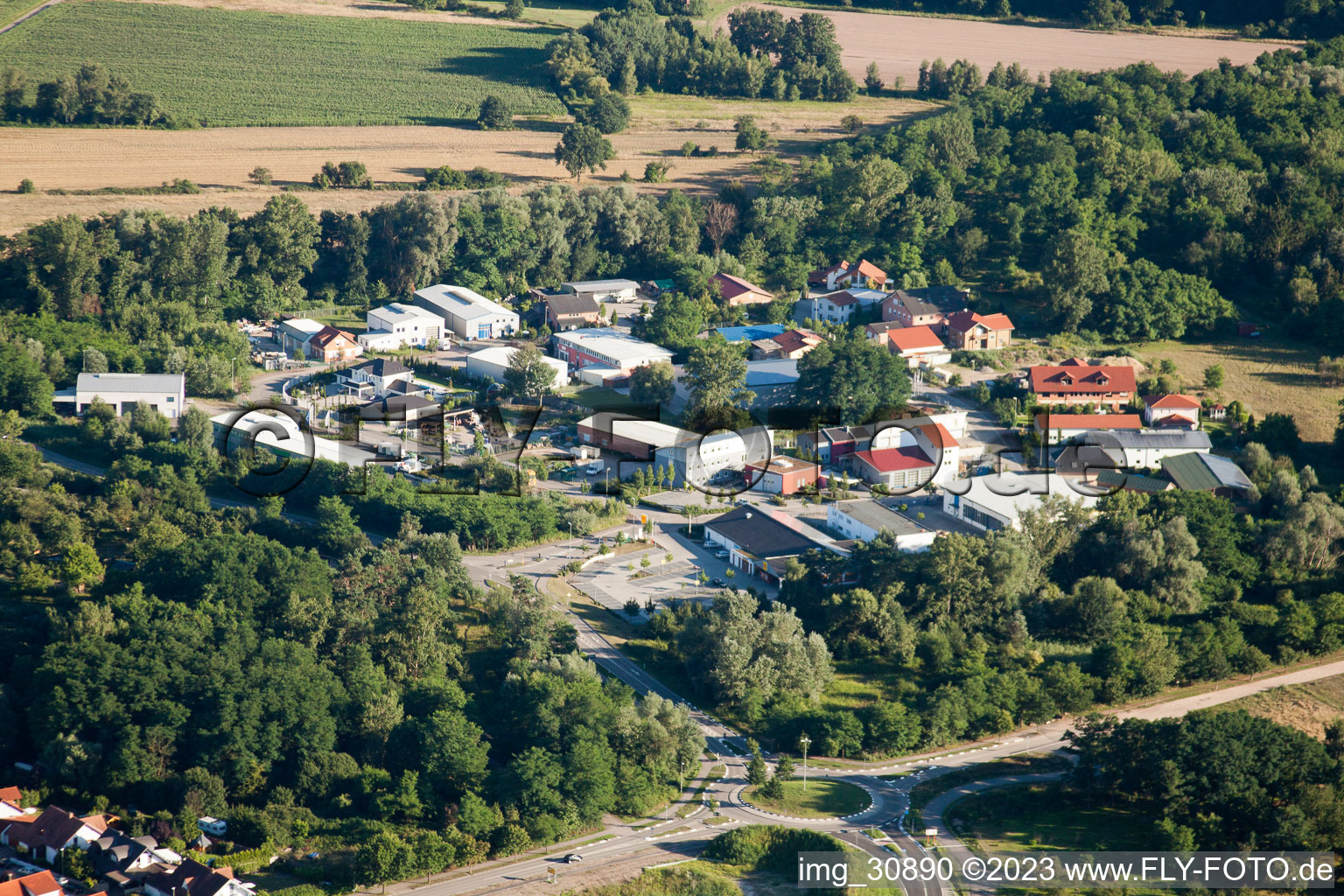 Vue oblique de Zone industrielle S à Jockgrim dans le département Rhénanie-Palatinat, Allemagne