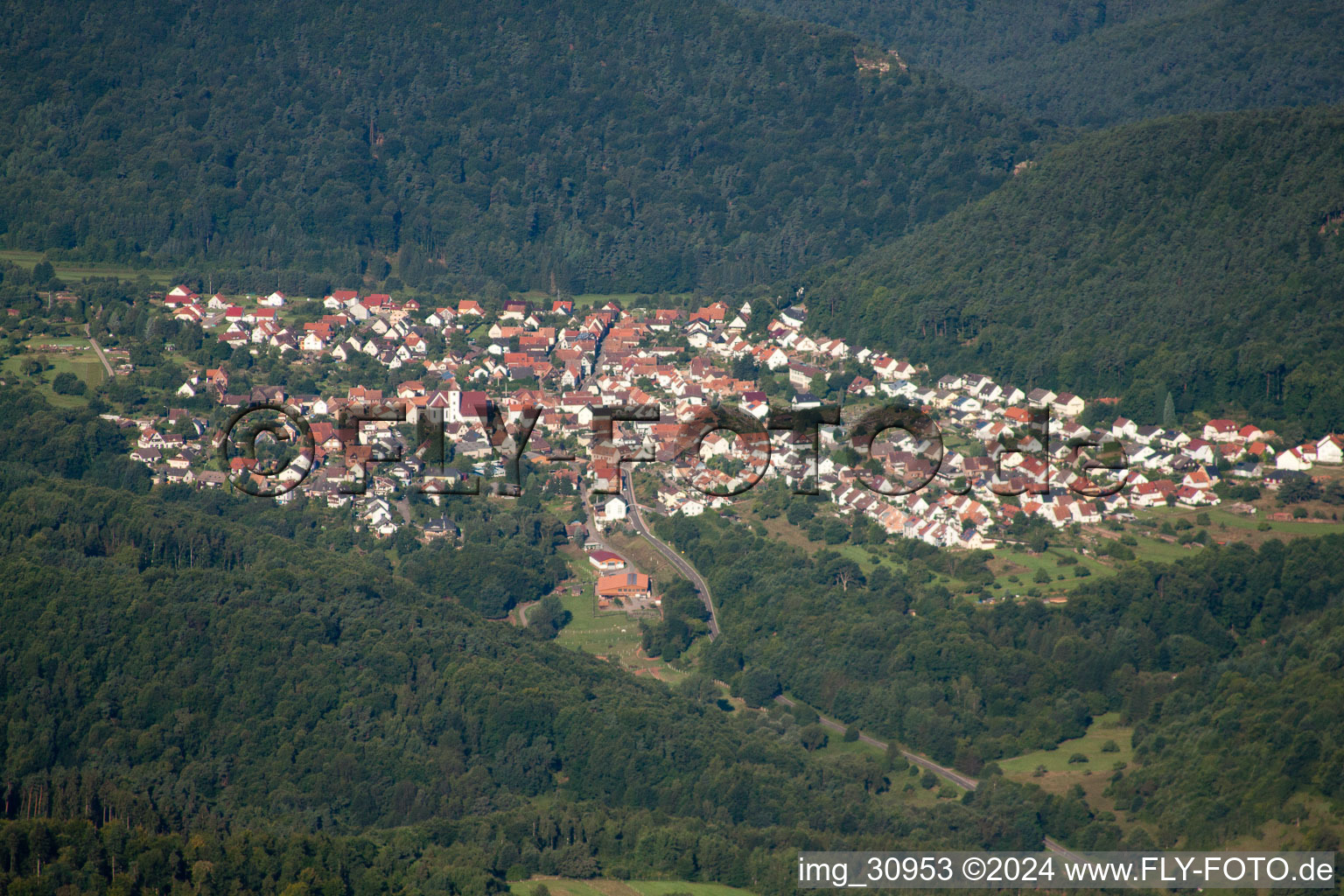 Vue aérienne de De l'ouest à Wernersberg dans le département Rhénanie-Palatinat, Allemagne