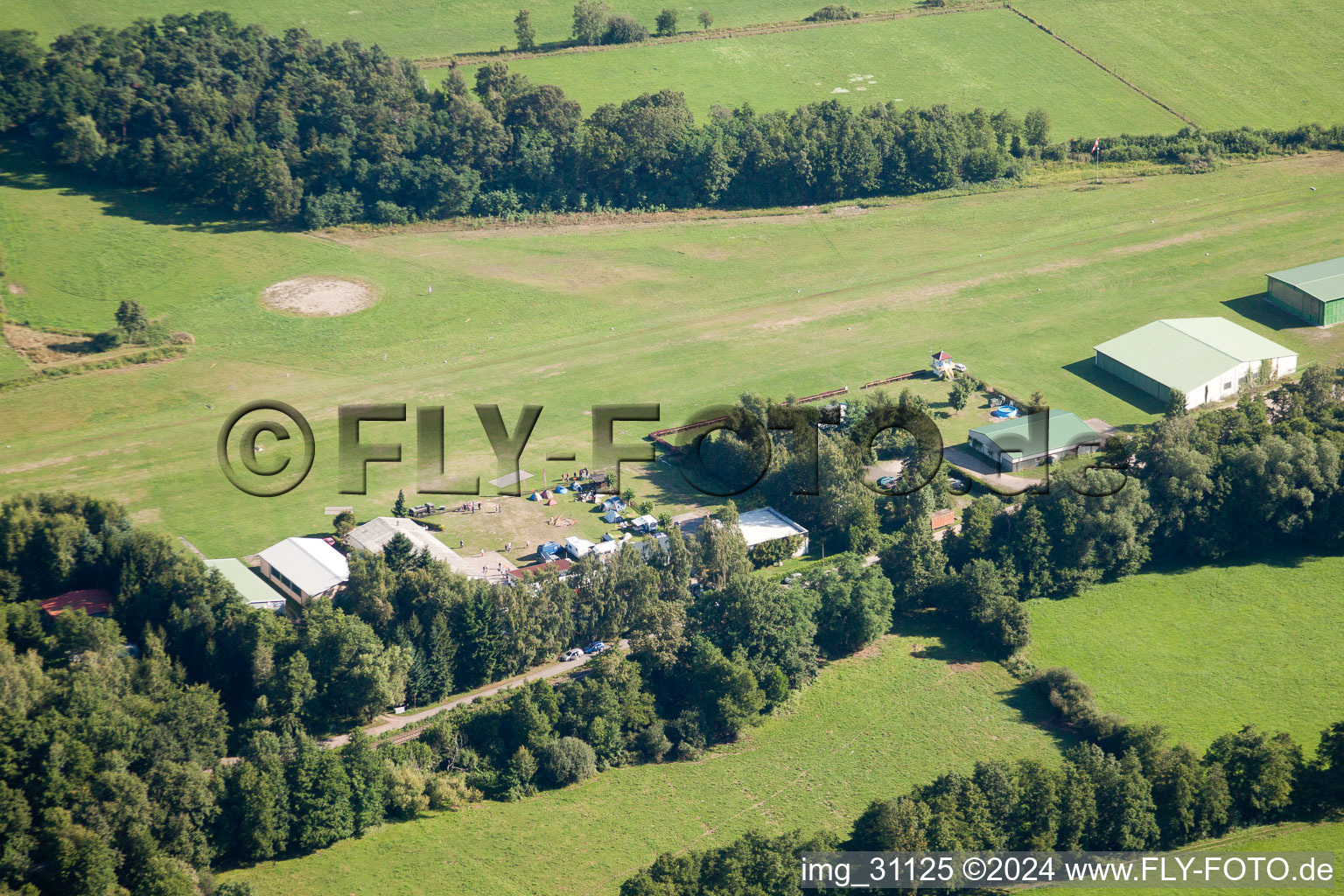 Photographie aérienne de Aérodrome à Schweighofen dans le département Rhénanie-Palatinat, Allemagne