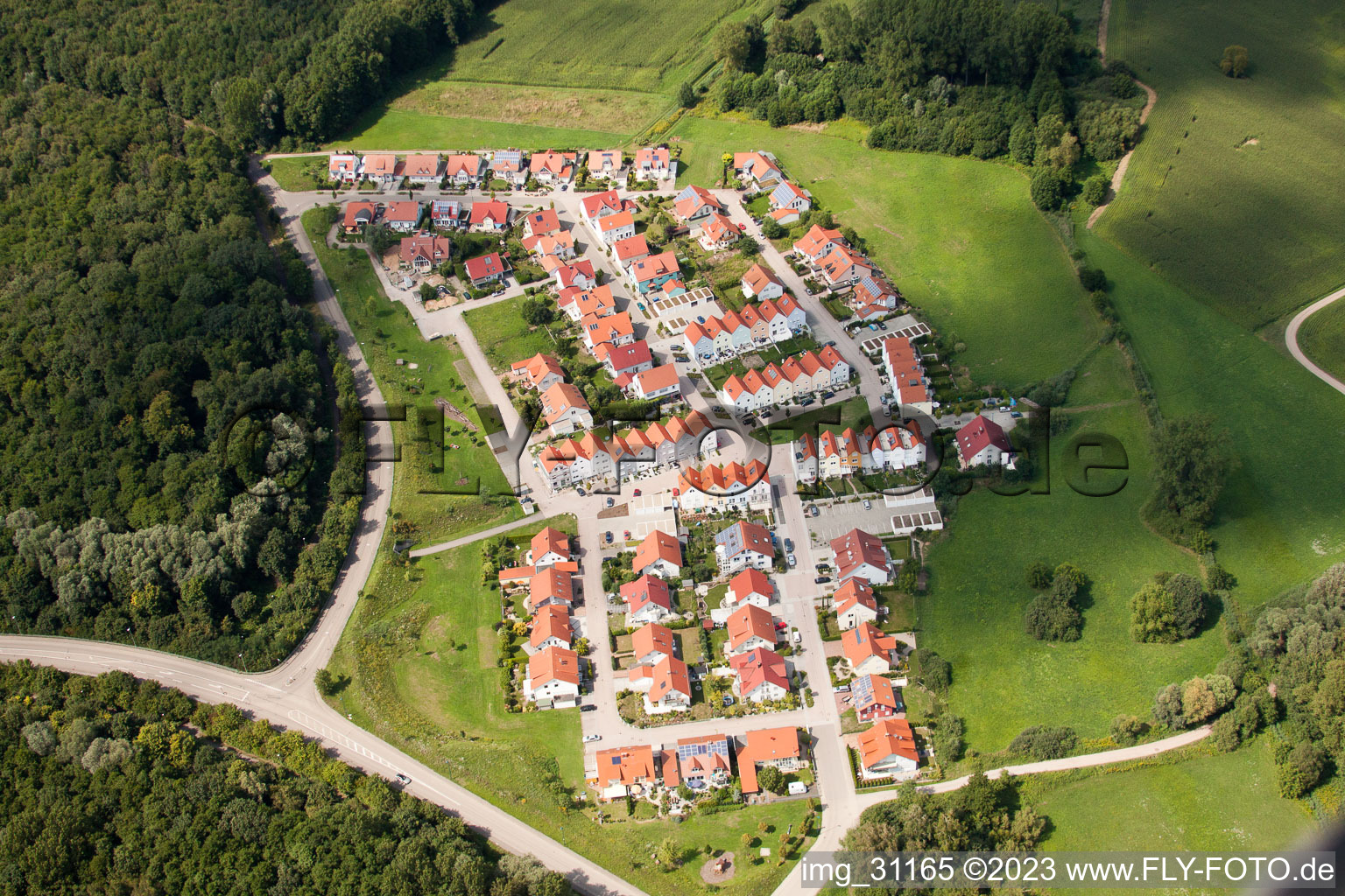 Vue aérienne de Nouvelle zone de développement au Schnabel à Wörth am Rhein dans le département Rhénanie-Palatinat, Allemagne