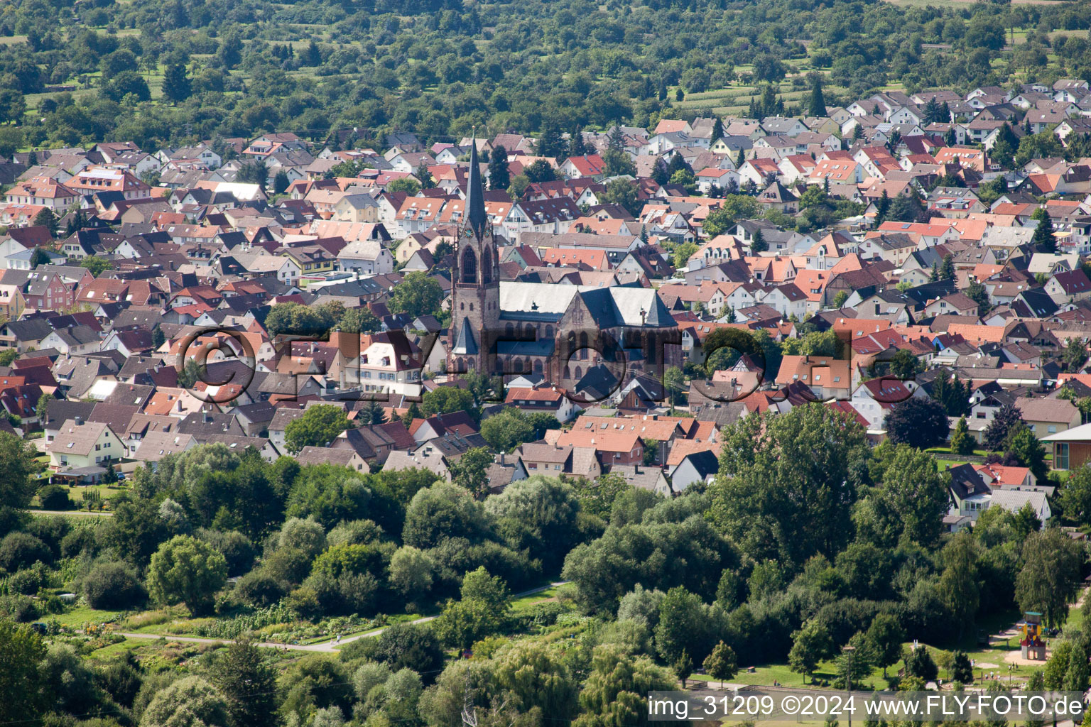 Muggensturm dans le département Bade-Wurtemberg, Allemagne vue du ciel