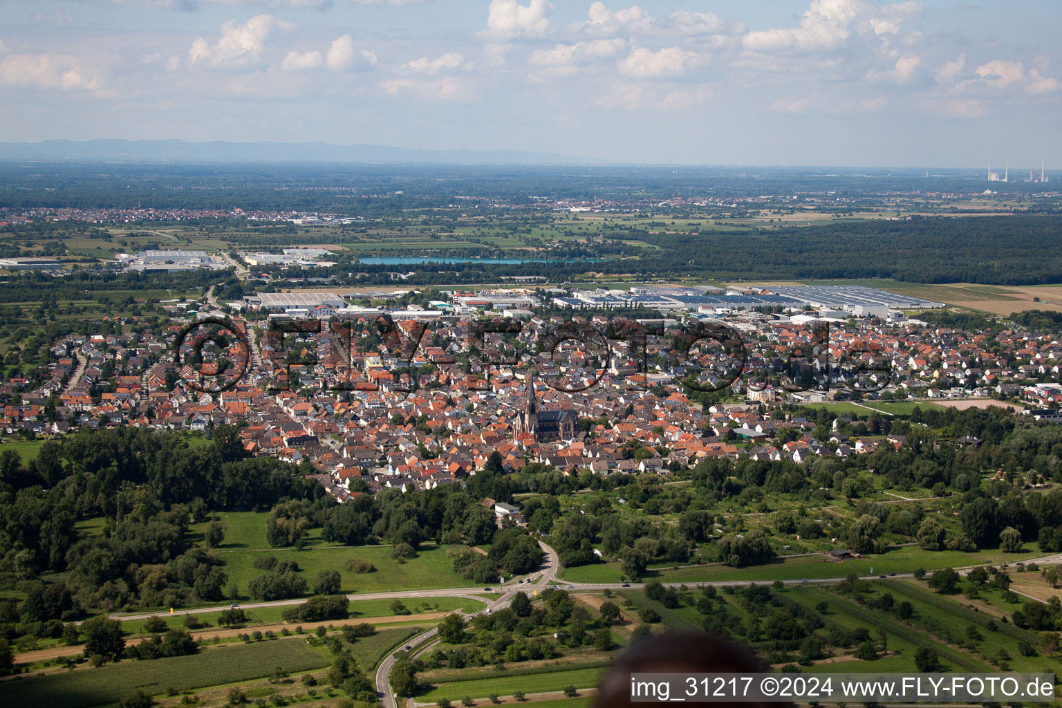 Vue aérienne de De l'est à Muggensturm dans le département Bade-Wurtemberg, Allemagne