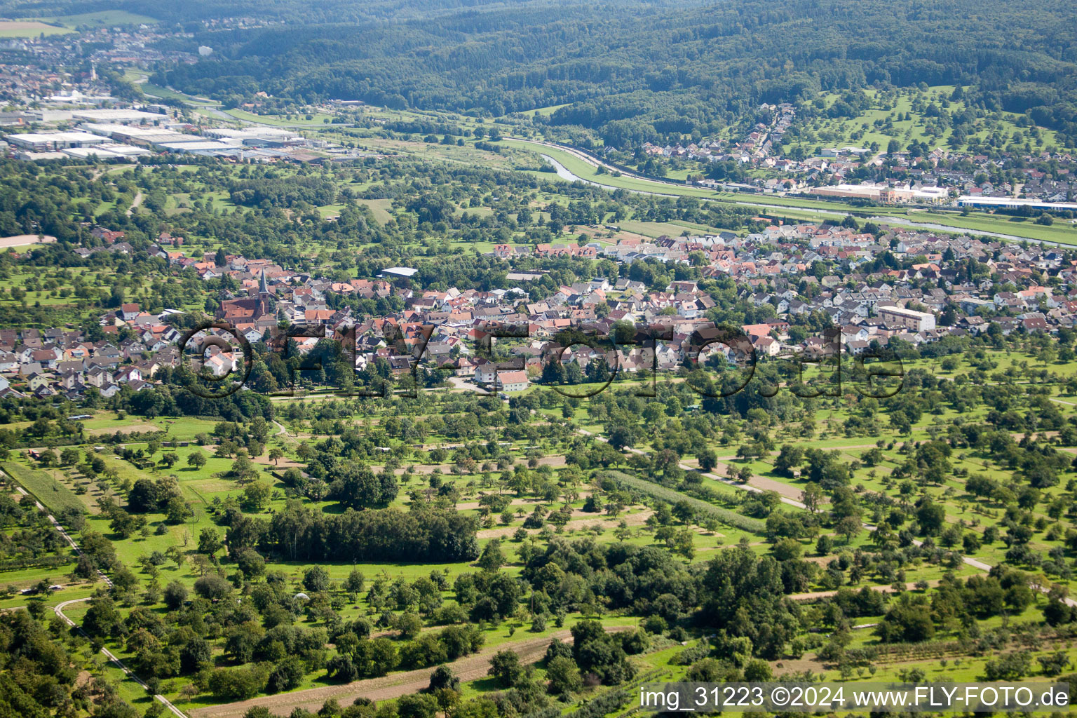 Vue aérienne de Quartier d'Oberndorf à Kuppenheim dans le département Bade-Wurtemberg, Allemagne