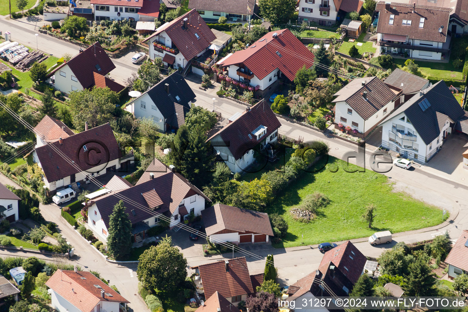 Photographie aérienne de Varnhalt, Gartenstr à le quartier Gallenbach in Baden-Baden dans le département Bade-Wurtemberg, Allemagne