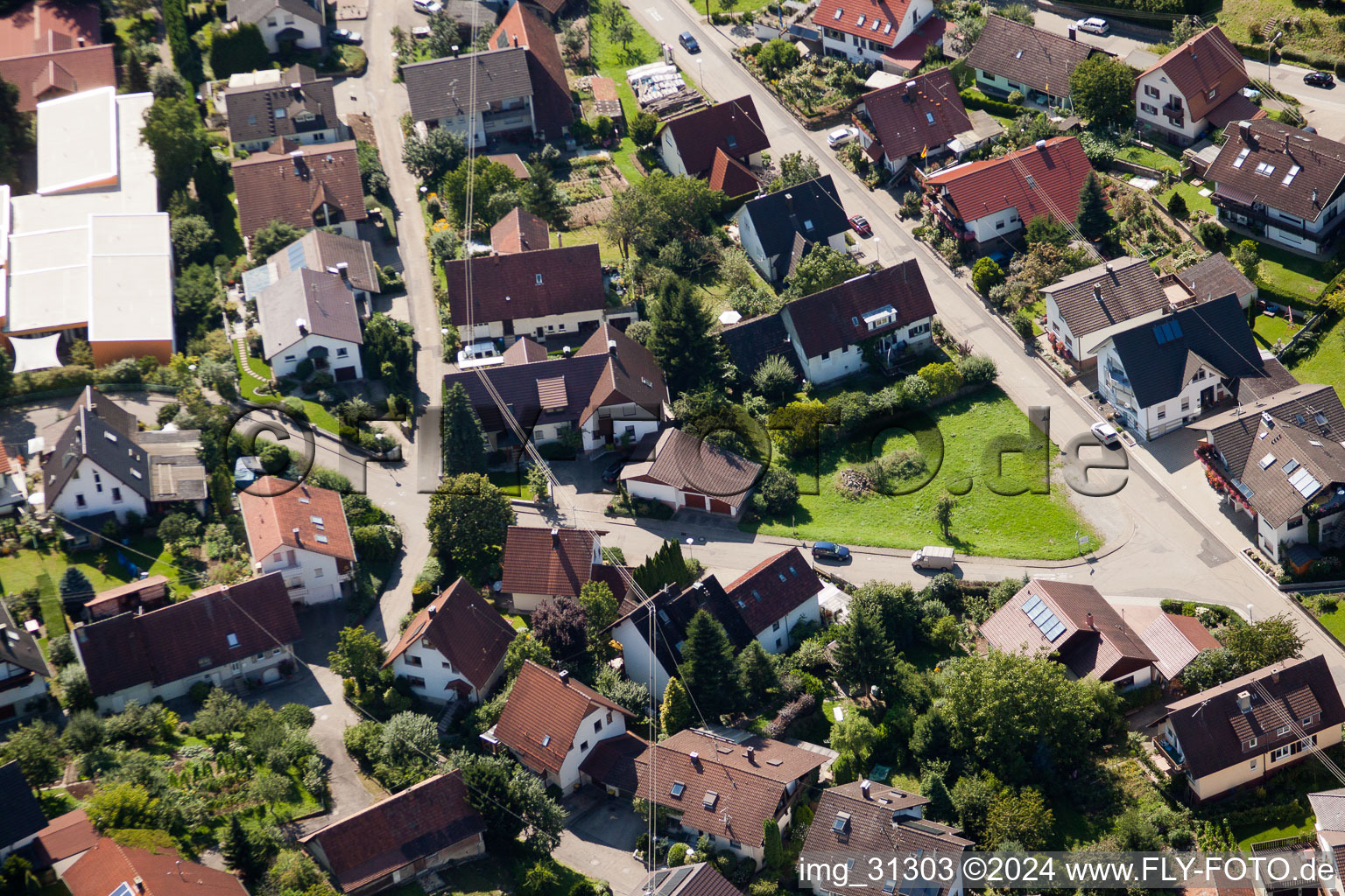 Varnhalt, Gartenstr à le quartier Gallenbach in Baden-Baden dans le département Bade-Wurtemberg, Allemagne hors des airs