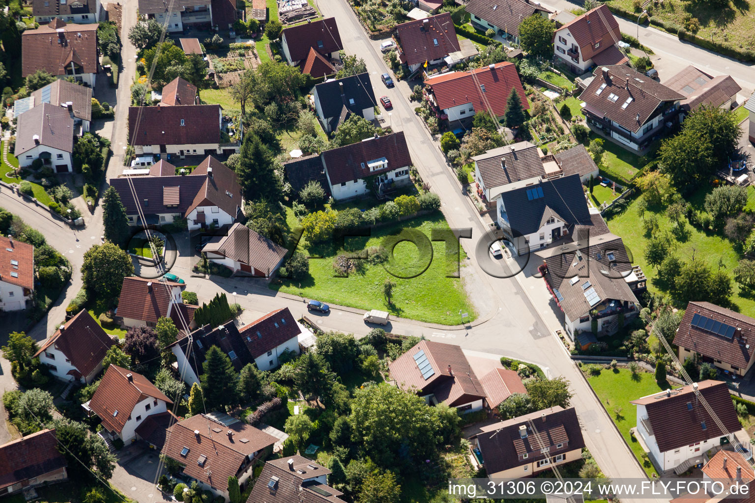 Varnhalt, Gartenstr à le quartier Gallenbach in Baden-Baden dans le département Bade-Wurtemberg, Allemagne vue d'en haut