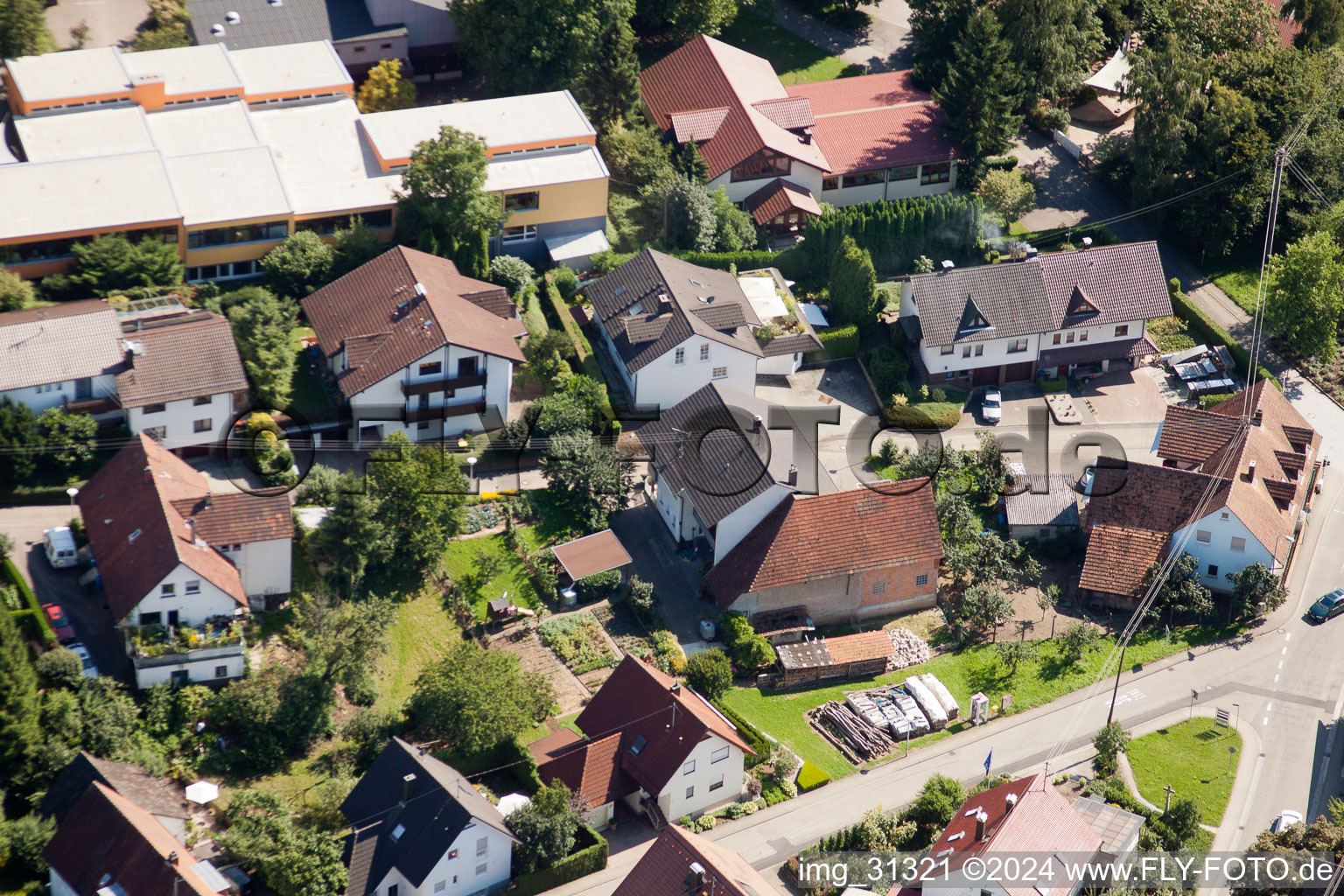 Enregistrement par drone de Quartier Gallenbach in Baden-Baden dans le département Bade-Wurtemberg, Allemagne