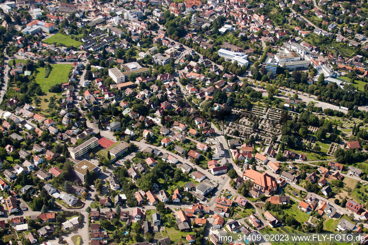 Vue aérienne de Quartier Kappelwindeck in Bühl dans le département Bade-Wurtemberg, Allemagne