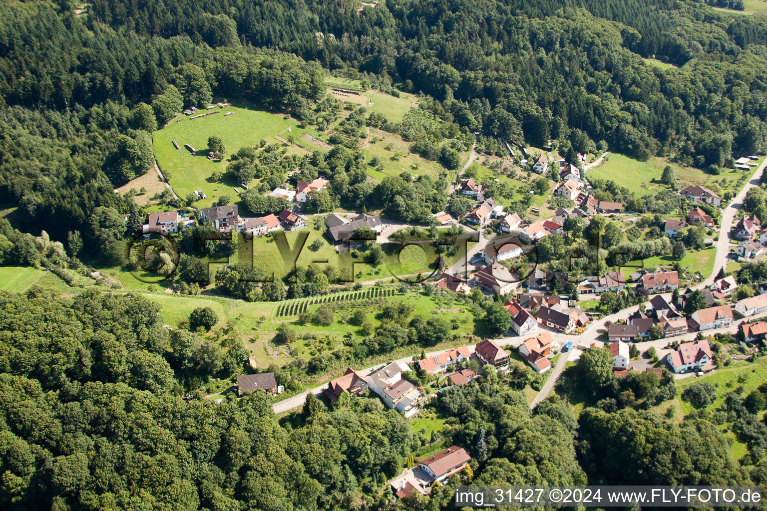 Vue aérienne de Kappelwindeck à le quartier Waldmatt in Bühl dans le département Bade-Wurtemberg, Allemagne