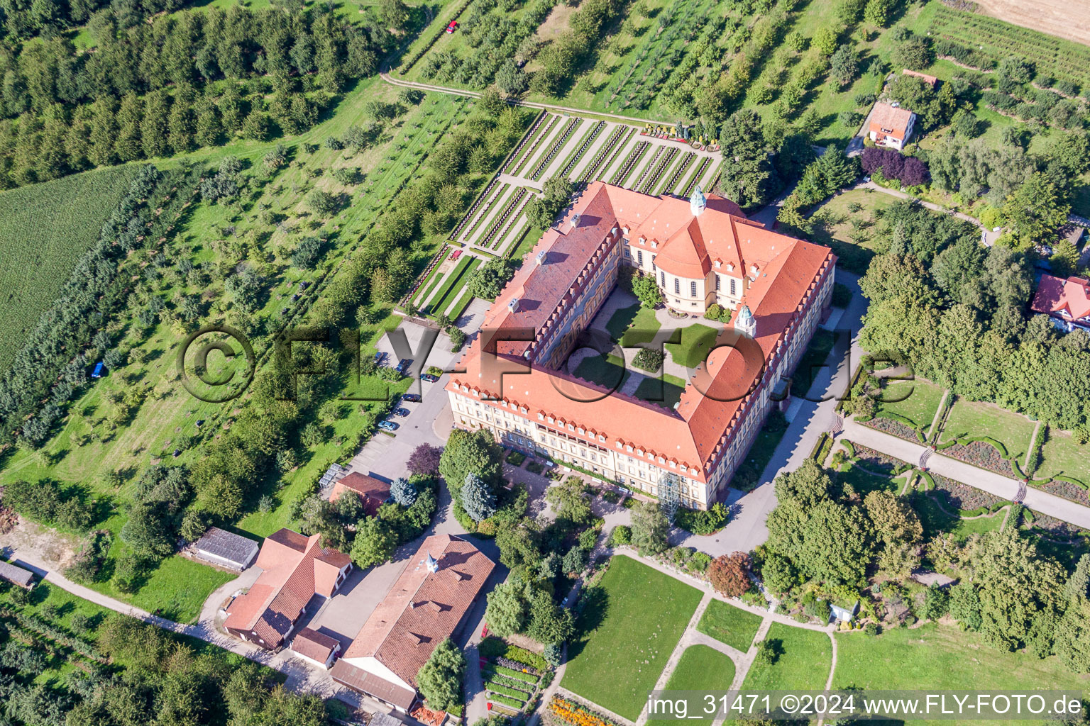 Photographie aérienne de Ensemble immobilier du monastère des sœurs franciscaines Erlenbad eV dans le quartier d'Obersasbach à Sasbach dans le département Bade-Wurtemberg, Allemagne