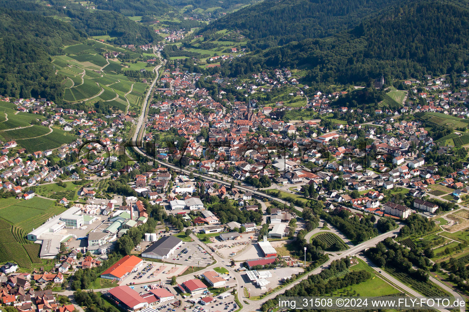 Vue oblique de Kappelrodeck dans le département Bade-Wurtemberg, Allemagne