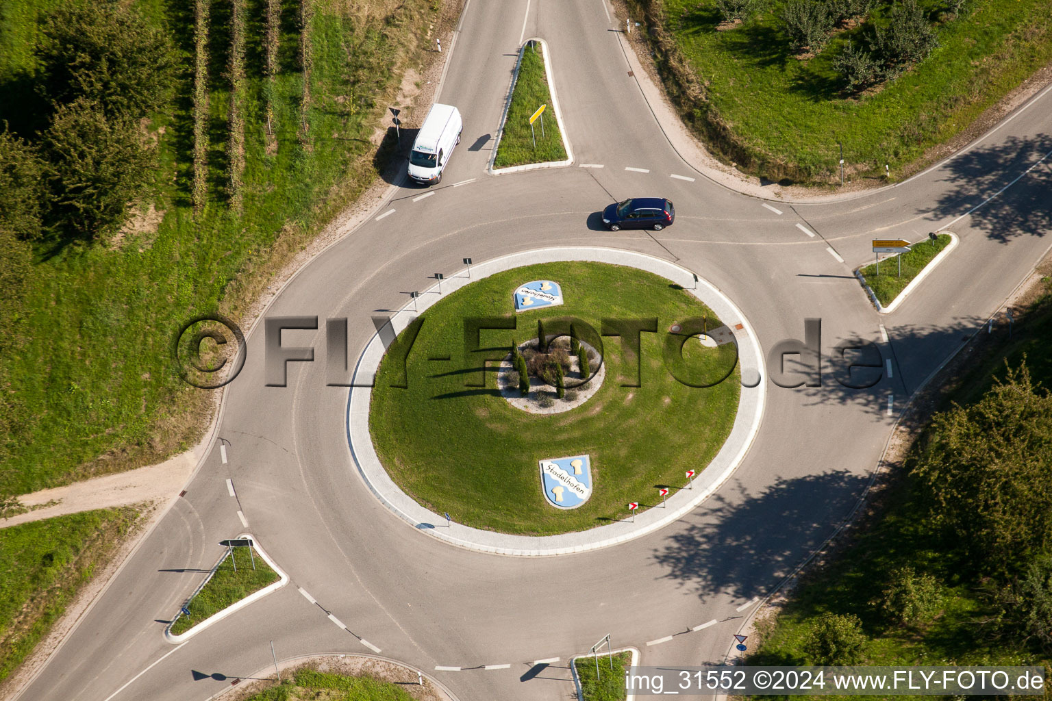 Vue aérienne de Rond-point de Stadelhofen à le quartier Stadelhofen in Oberkirch dans le département Bade-Wurtemberg, Allemagne