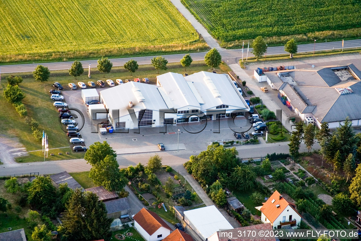Steinfel à Steinfeld dans le département Rhénanie-Palatinat, Allemagne vu d'un drone