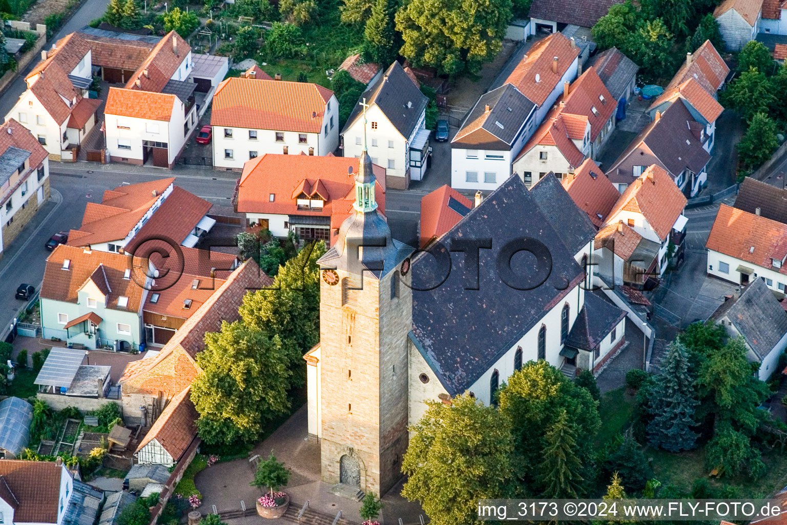 Vue aérienne de Steinfeld dans le département Rhénanie-Palatinat, Allemagne