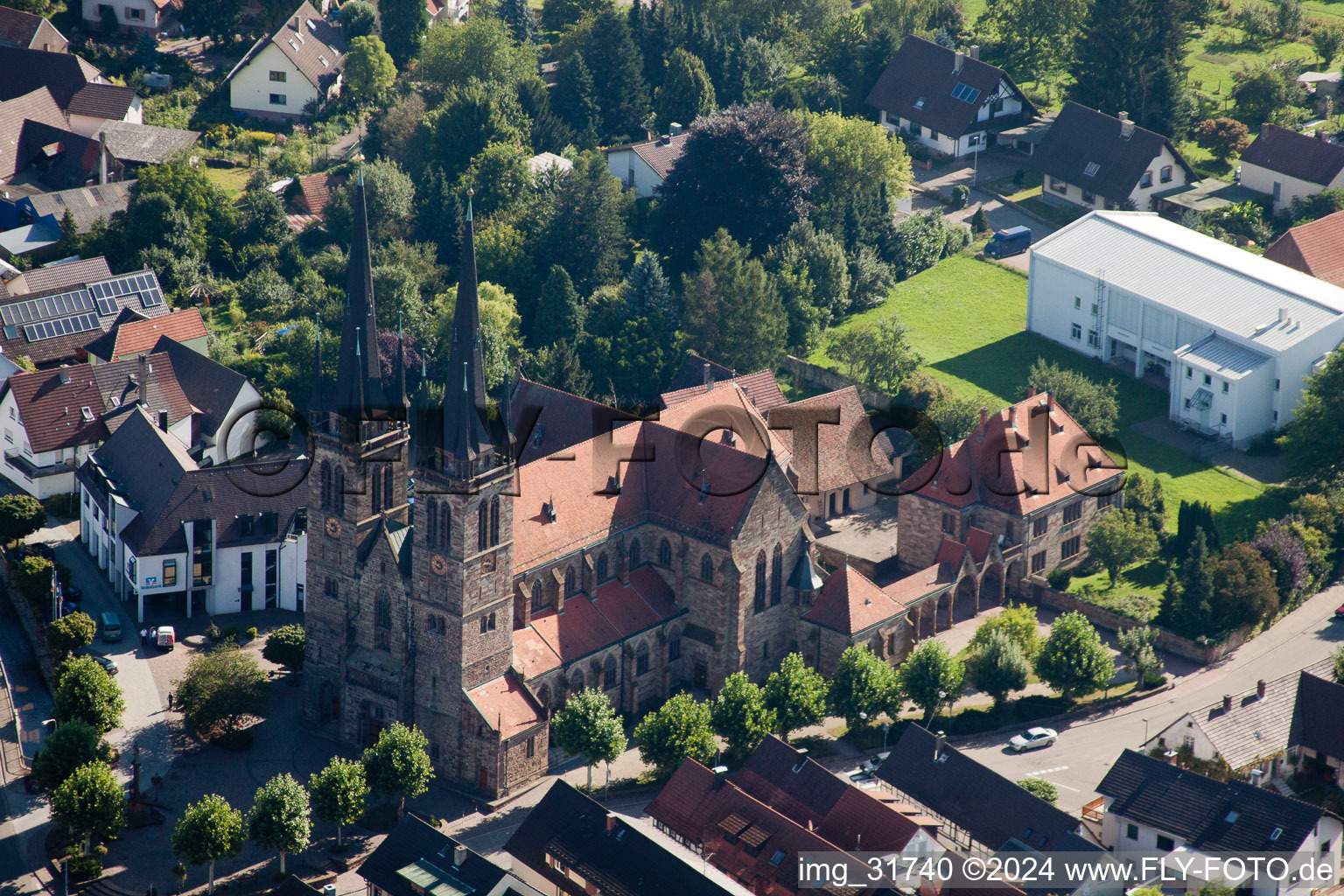 Photographie aérienne de Église paroissiale catholique Saint-Jean à le quartier Weier in Ottersweier dans le département Bade-Wurtemberg, Allemagne