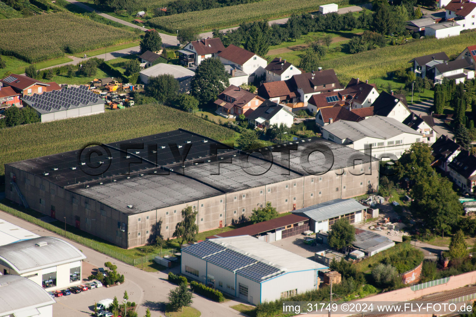 Site de l'usine Muffenrohr GmbH à Ottersweier dans le département Bade-Wurtemberg, Allemagne d'en haut