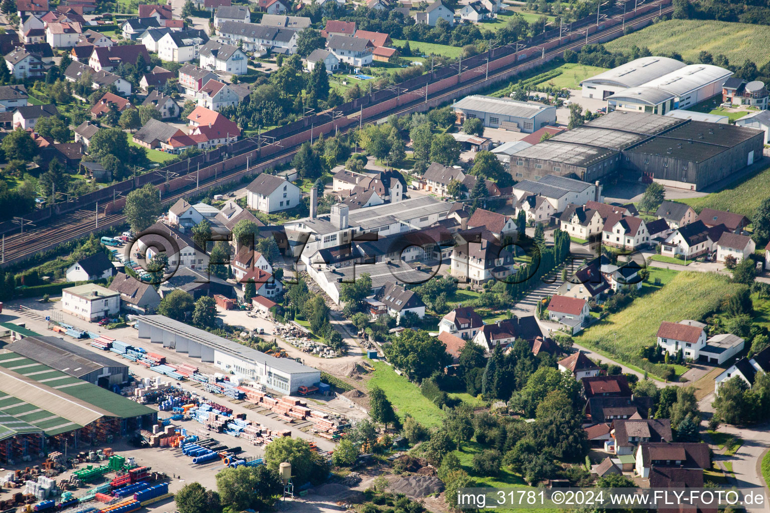 Photographie aérienne de Site de l'usine Muffenrohr GmbH à le quartier Hatzenweier in Ottersweier dans le département Bade-Wurtemberg, Allemagne