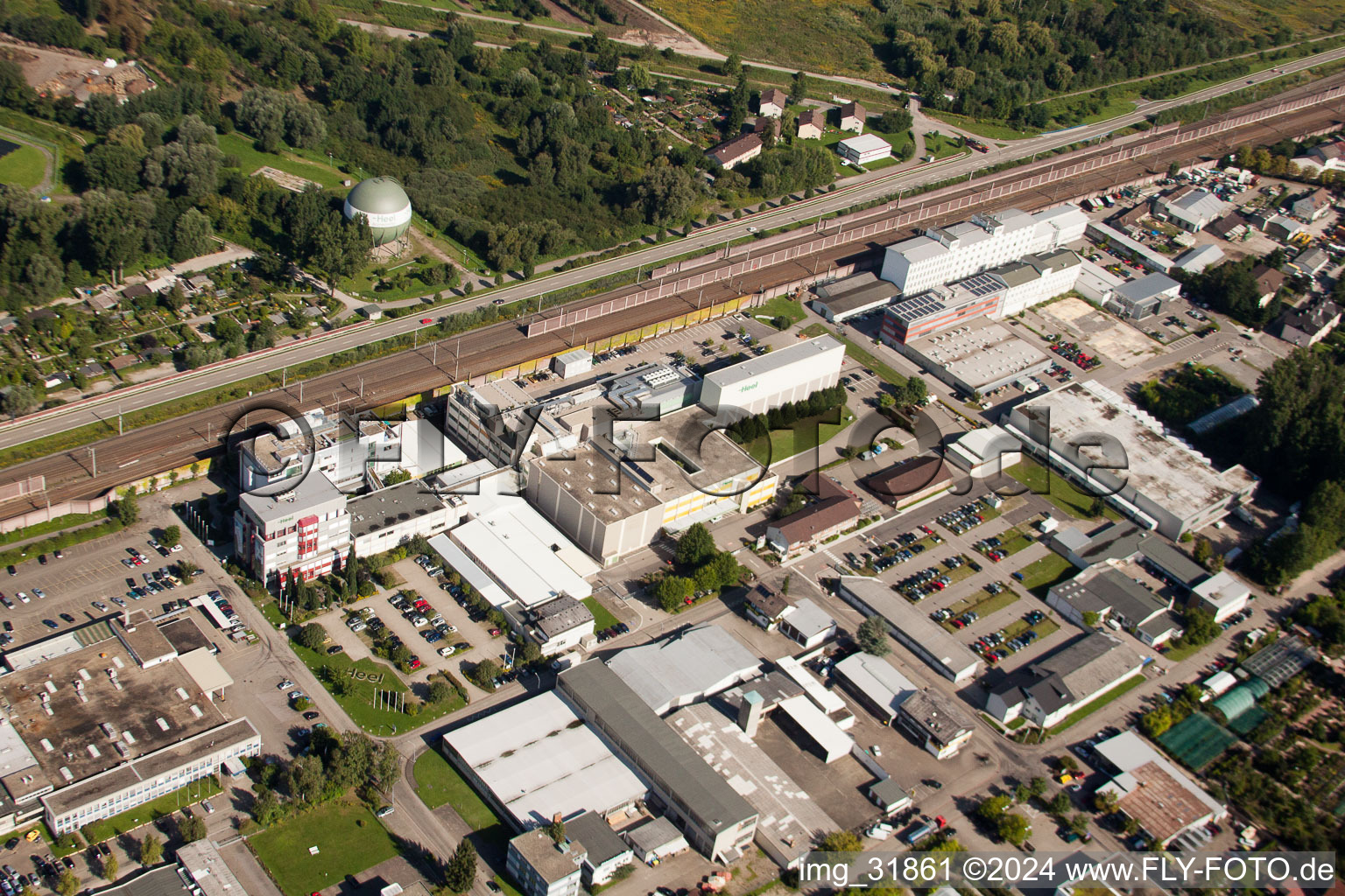 Photographie aérienne de Locaux d'usine pour remèdes biologiques Heel GmbH Dr.-Reckeweg-Straße à le quartier Oos in Baden-Baden dans le département Bade-Wurtemberg, Allemagne