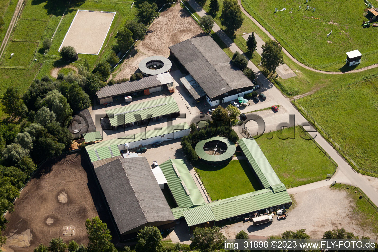 Photographie aérienne de Ferme équestre du Schafhof à Muggensturm dans le département Bade-Wurtemberg, Allemagne