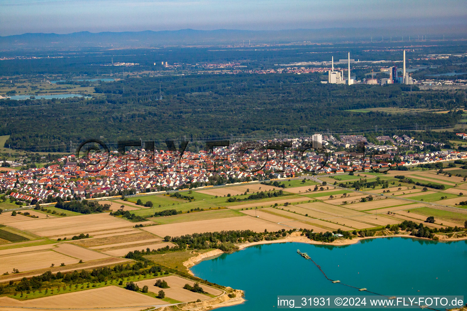 Vue aérienne de Du sud-est à le quartier Mörsch in Rheinstetten dans le département Bade-Wurtemberg, Allemagne