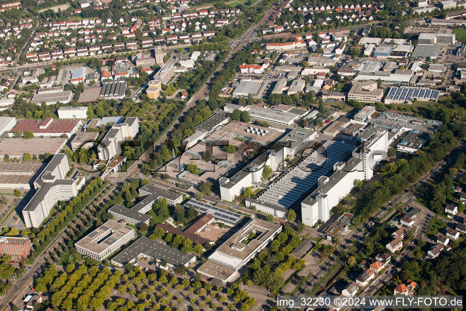 Vue aérienne de Siemens AG à le quartier Knielingen in Karlsruhe dans le département Bade-Wurtemberg, Allemagne