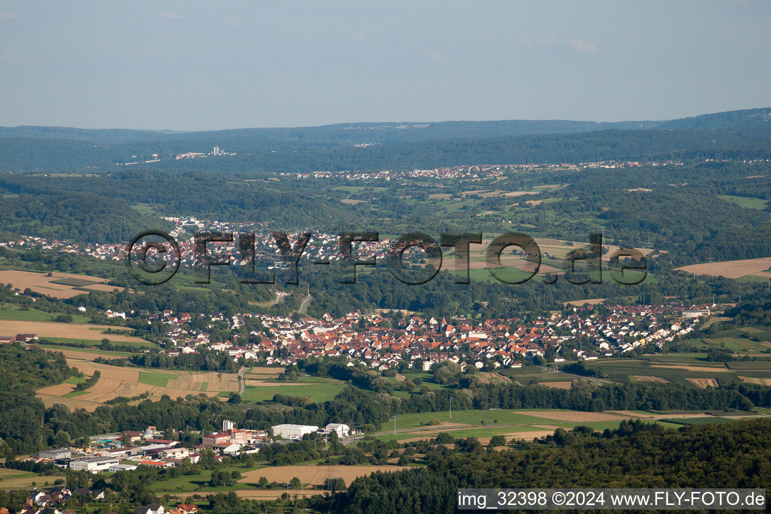 Vue aérienne de Quartier Ellmendingen in Keltern dans le département Bade-Wurtemberg, Allemagne