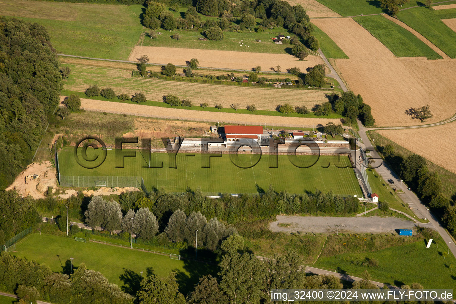 Photographie aérienne de Stade Pneuhage à le quartier Auerbach in Karlsbad dans le département Bade-Wurtemberg, Allemagne