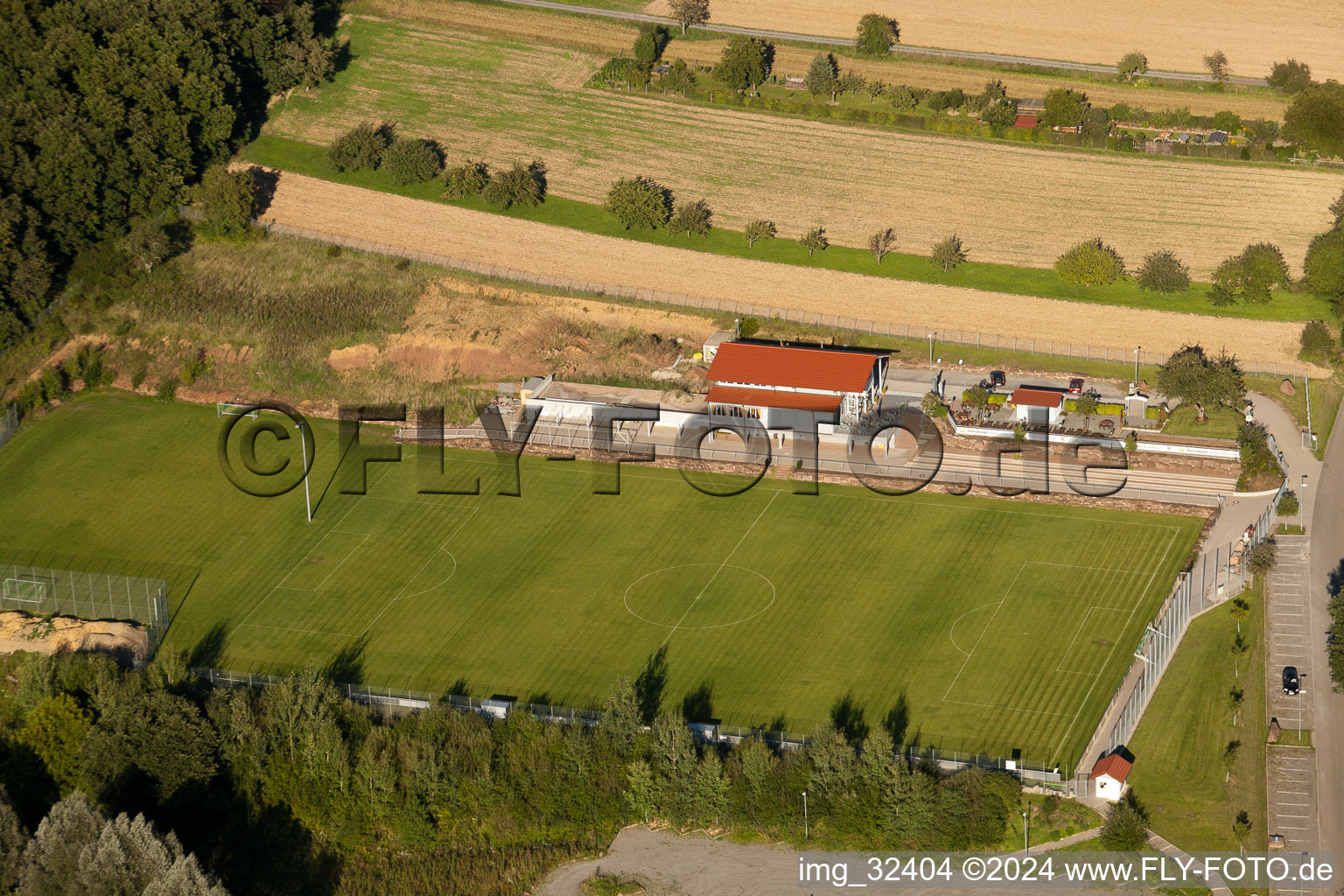 Vue oblique de Stade Pneuhage à le quartier Auerbach in Karlsbad dans le département Bade-Wurtemberg, Allemagne