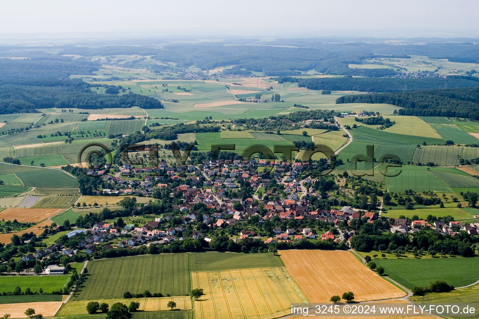 Vue aérienne de Asbach dans le département Bade-Wurtemberg, Allemagne