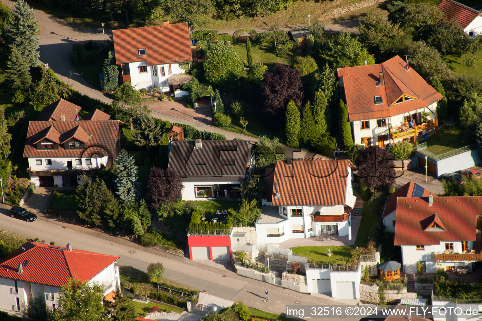 Keltern dans le département Bade-Wurtemberg, Allemagne depuis l'avion