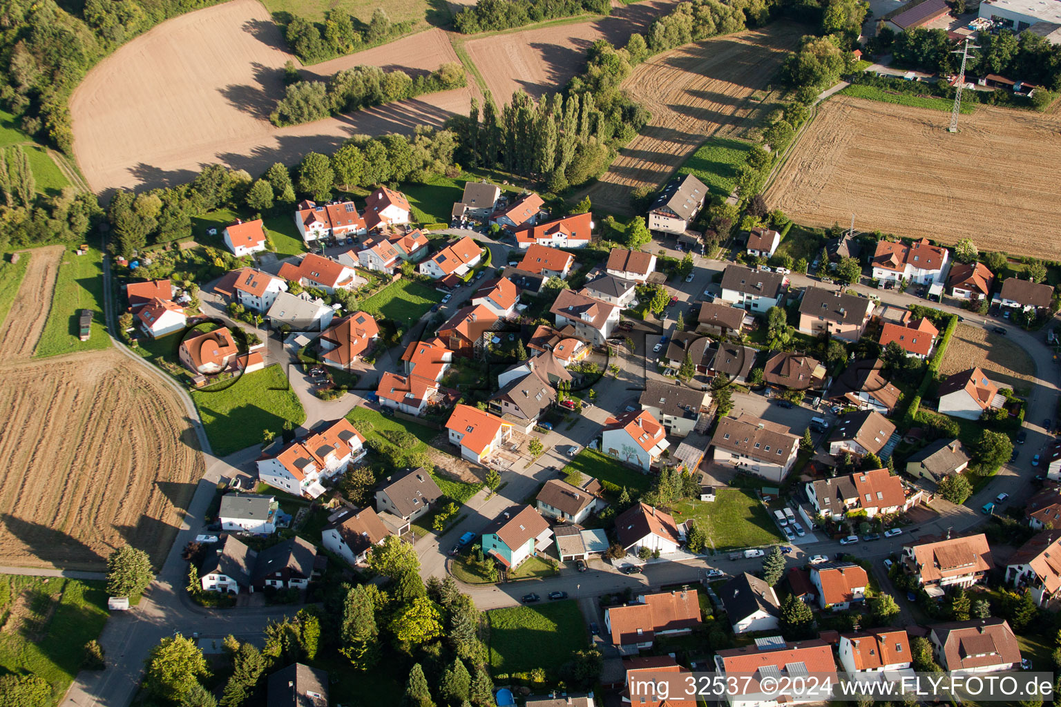 Keltern dans le département Bade-Wurtemberg, Allemagne depuis l'avion